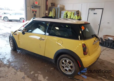 2005 Mini Cooper из США, поврежденный, VIN WMWRC33505TK60506
